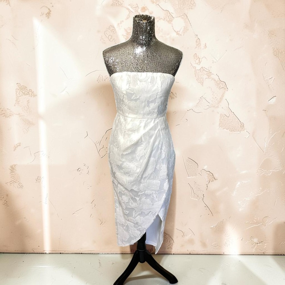 Lulus NWT Strapless Floral Midi Petal Lined Formal Dress Small Cocktail Party